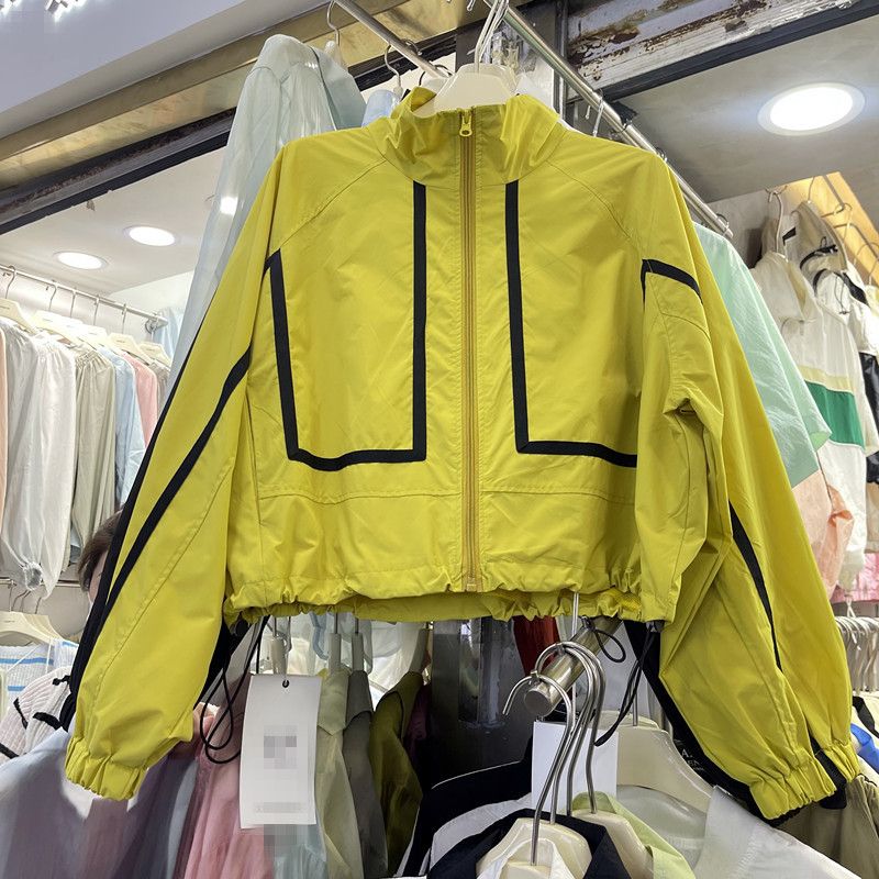 春秋款新款女薄款防晒衣黄色冲锋衣外套夏季高级感小个子上衣