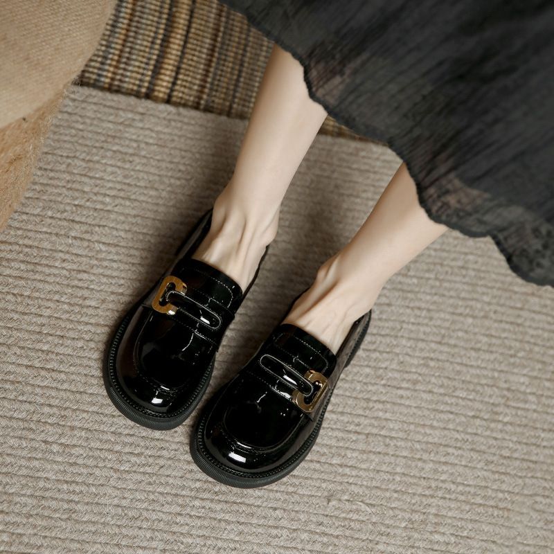 英伦小皮鞋女乐福鞋厚底2025新款真皮漆皮亮面浅口百搭粗跟单鞋子