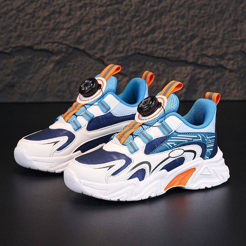 男童鞋子运动鞋春秋新款皮面防水旋转纽扣中大童休闲软底鞋潮