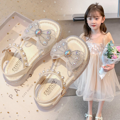 女童鞋子儿童公主凉鞋2026新款夏季夏款女孩宝宝软底洋气水晶大童