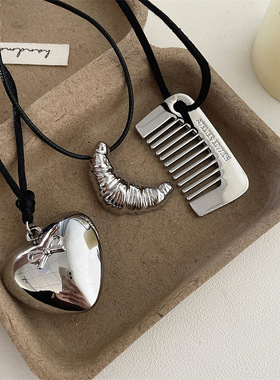 情侣款梳子长款爱心毛衣链小众设计感个性卫衣项链休闲伸缩锁骨