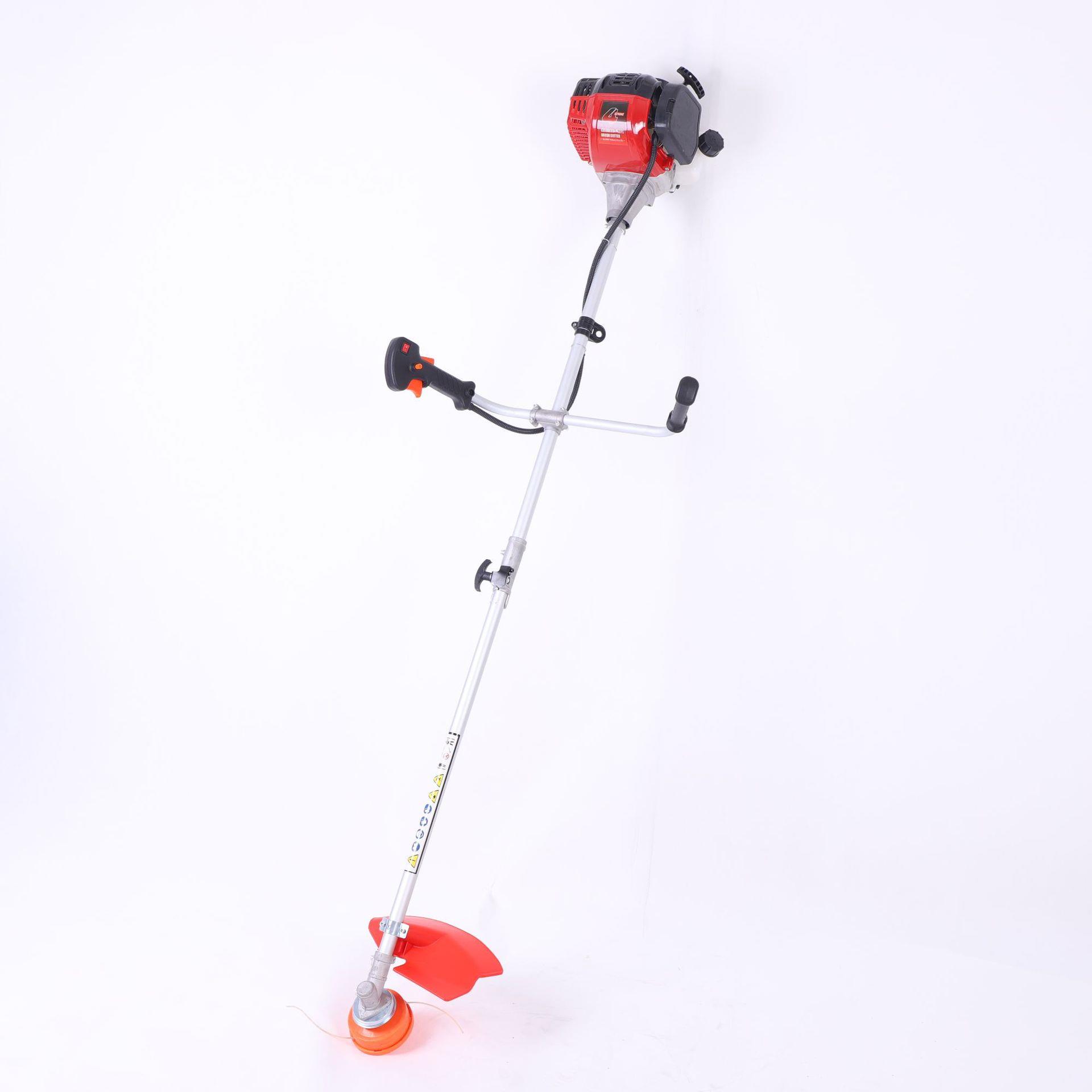 厂家直供园林管理草坪修小型剪139割草机四冲程侧挂式割草机