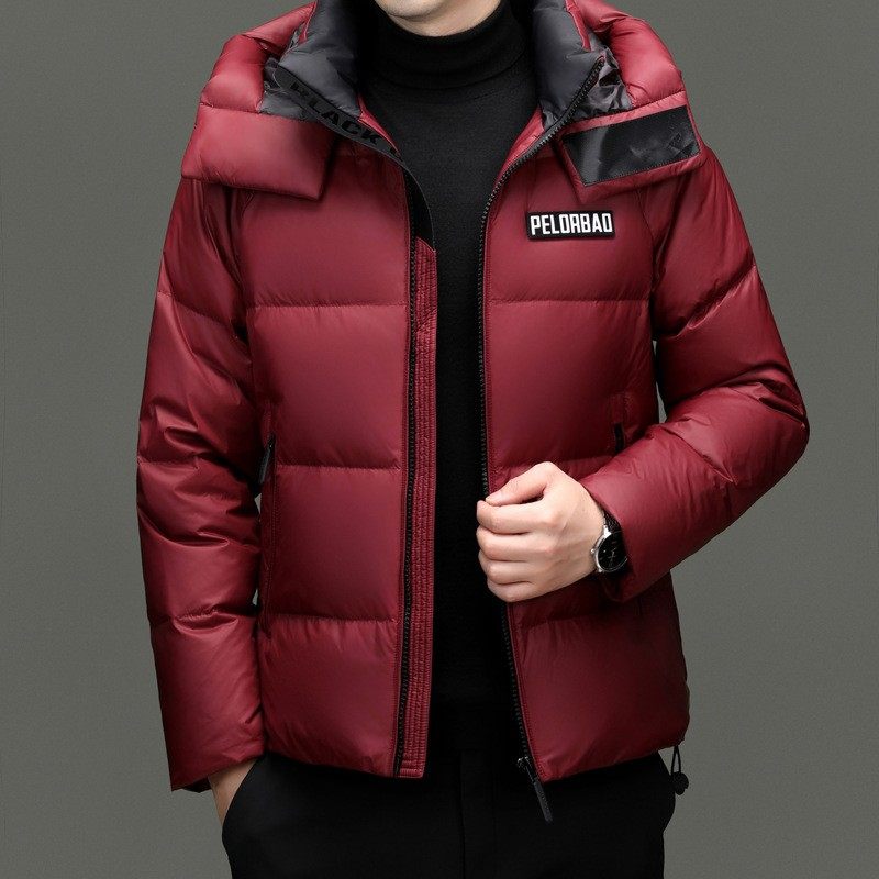 优质羽绒服男式本命年红色外套