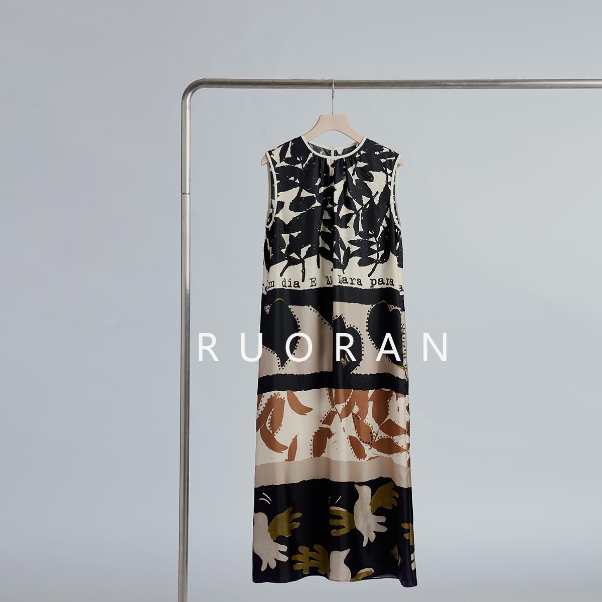 秀款 Max**ra主线 意式慵懒时髦 大气艺术感印花真丝背心连衣裙女