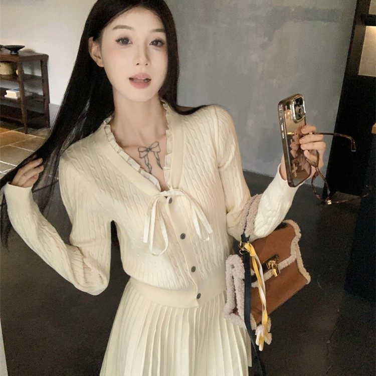 学院风针织连衣裙子2025早秋新款小个子内搭miu系百褶短裙套装女,女装/女士精品,时尚套装,淘宝优惠券,粉丝福利购,淘宝优惠卷