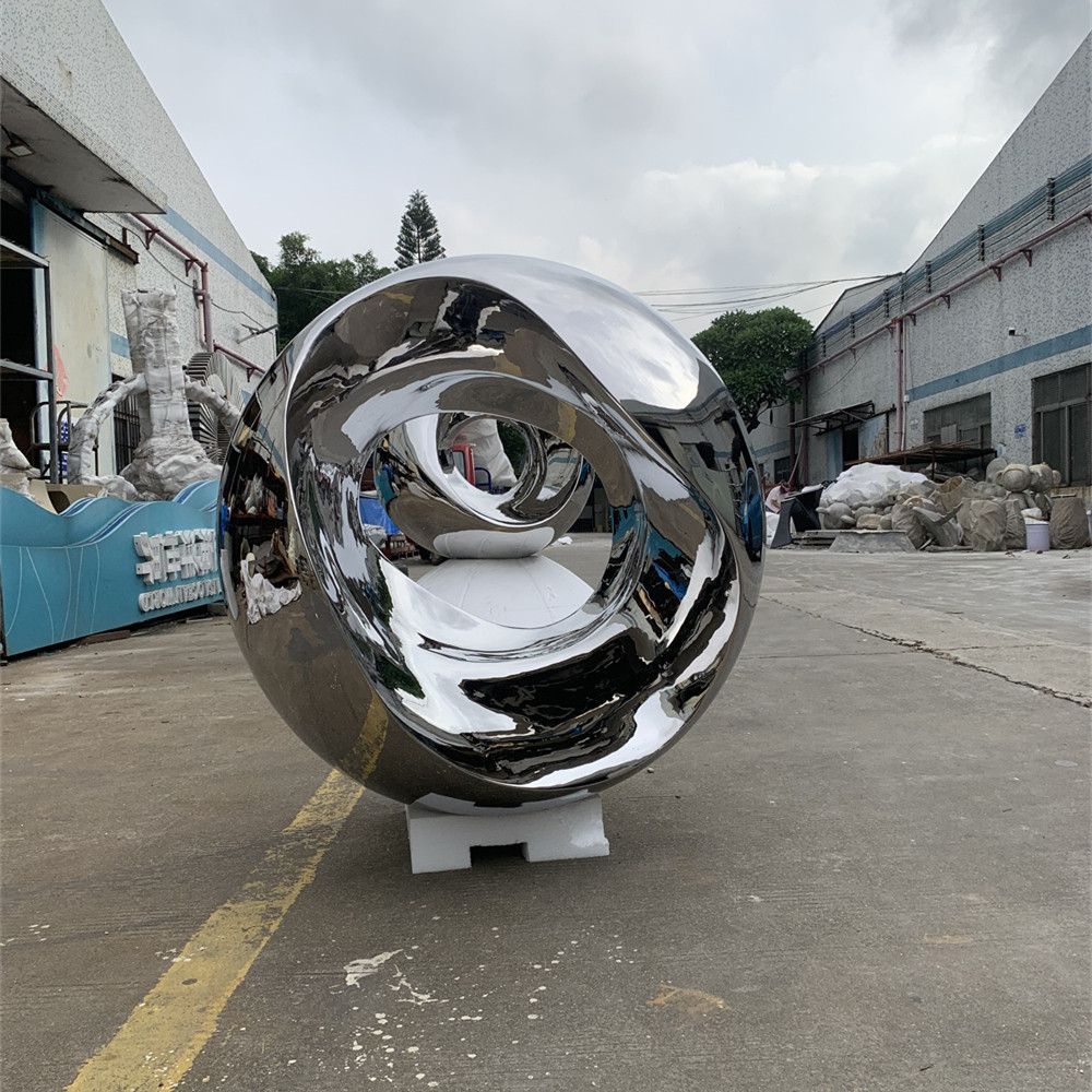 不锈钢镜面圆球雕塑带孔洞金属空心球户外广场售楼处景观落地摆件