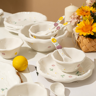 网红盘子碗高级感碗盘 陶瓷餐具套装 小作清新碗碟套装 家用2024新款