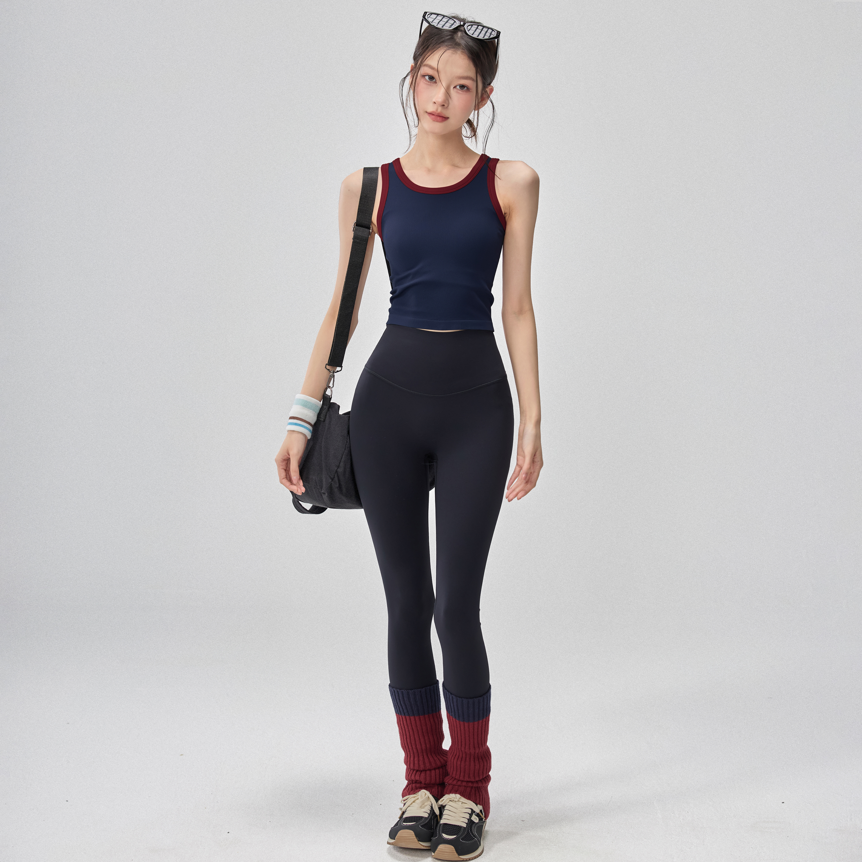 撞色一体式运动内衣女外穿瑜伽背心无袖跑步防震训练健身上衣套装