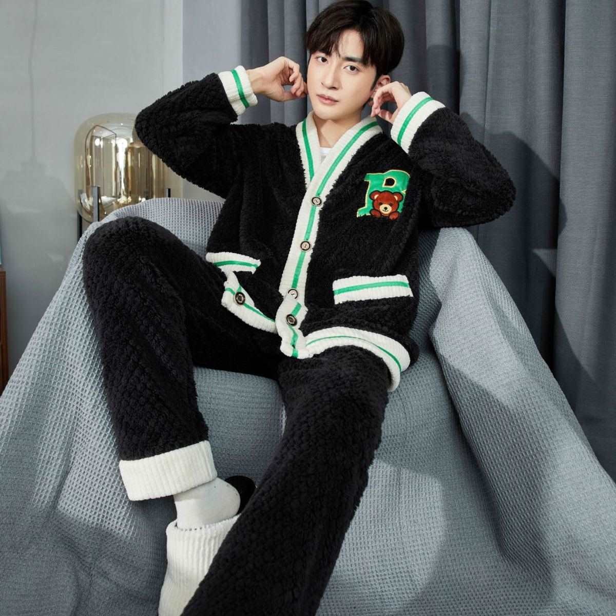 法兰绒冬季睡衣男加厚加绒青少年男士大码珊瑚绒冬家居服套装