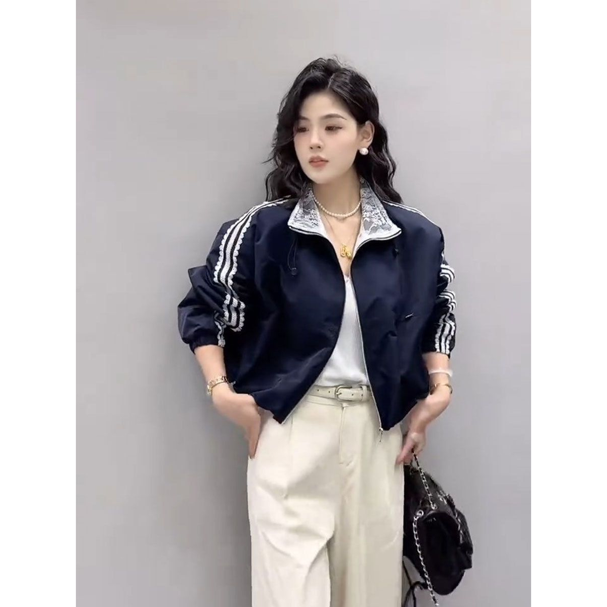 韩系设计感蕾丝蝴蝶结印花冲锋衣外套女2025春季新款时尚拼接夹克