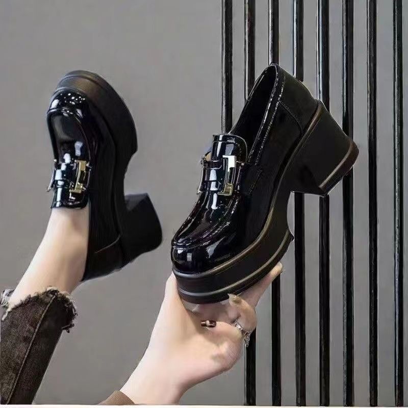 粗跟黑色H扣小皮鞋女春季新款英伦厚底增高乐福鞋JK软皮单鞋