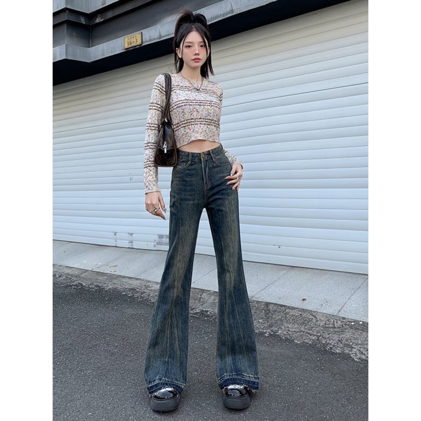 复古微喇牛仔裤女秋冬大码新款美式高腰显瘦做旧不贴腿大喇叭裤子