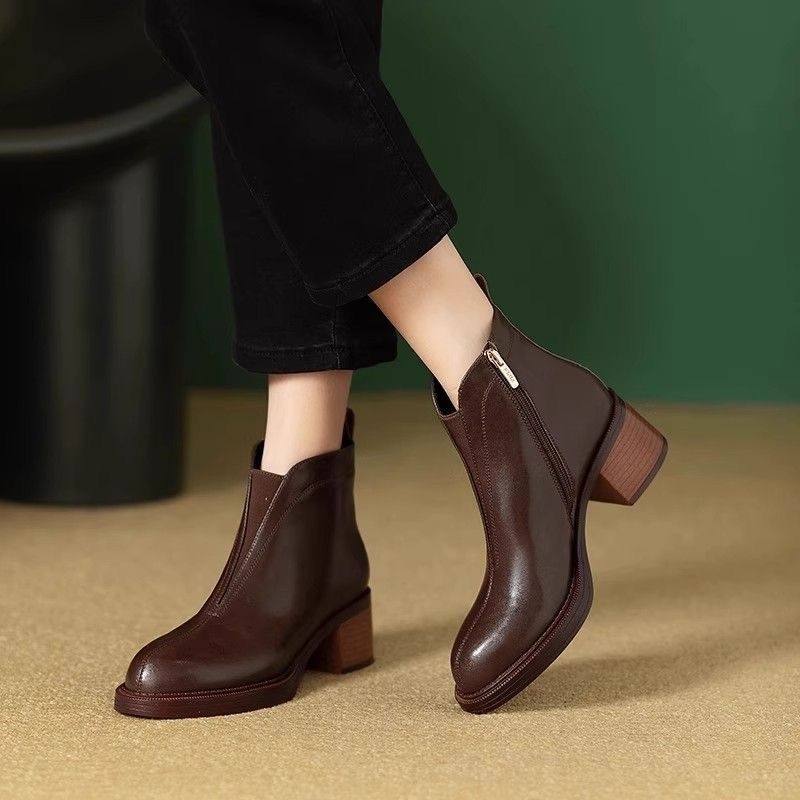 法式优雅尖头皮靴加绒舒适短筒靴软底马丁靴女秋冬新款妈妈鞋,女鞋,切尔西靴,淘宝优惠券,粉丝福利购,淘宝优惠卷