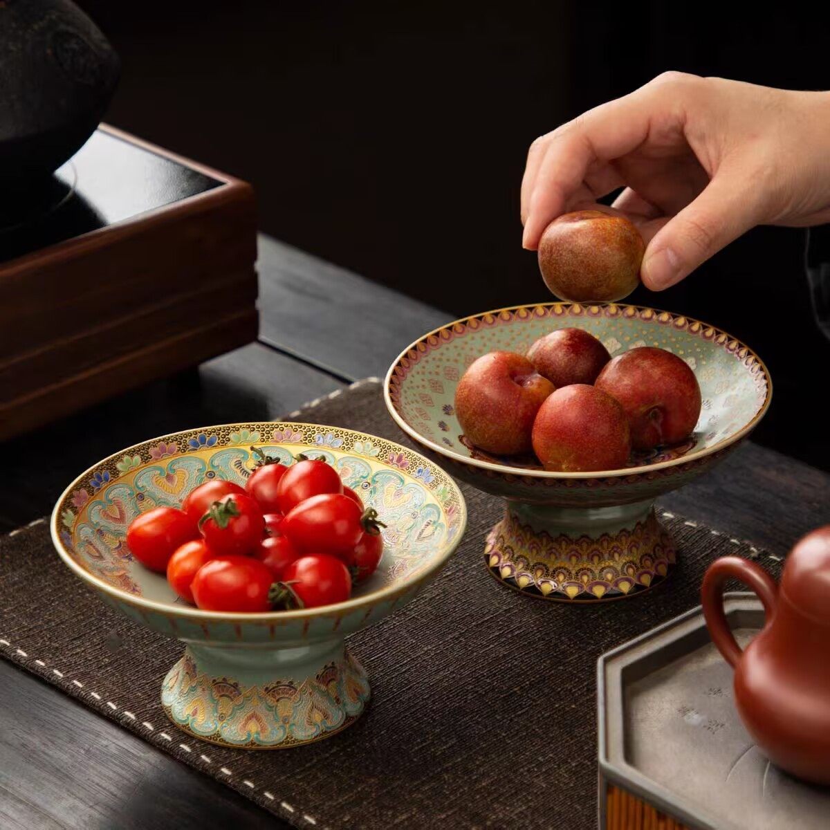 珐琅彩果盘茶点盘陶瓷高脚托盘客厅家用中式点心水果盘贡品盘供盘