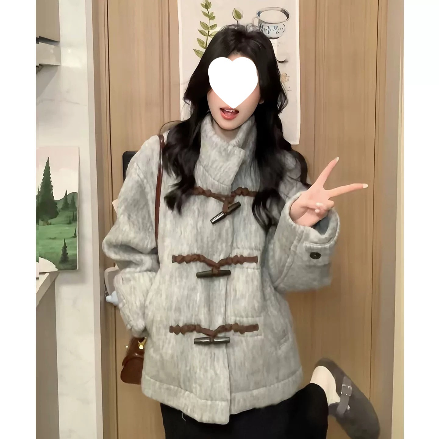 灰色立领牛角扣呢子大衣女2025新款毛呢外套小个子赫本风气质韩系