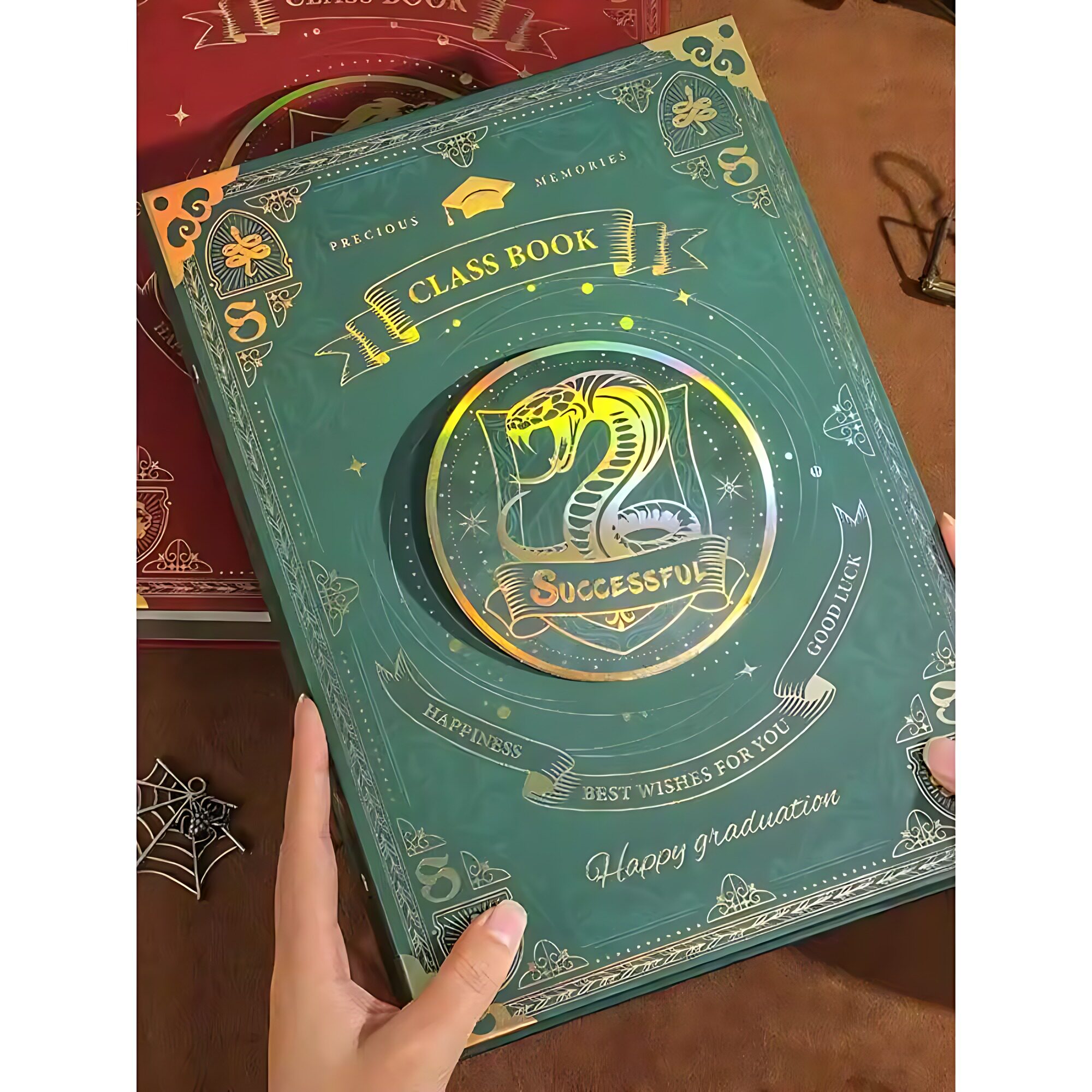 魔法学院风高颜值毕业留言册图片