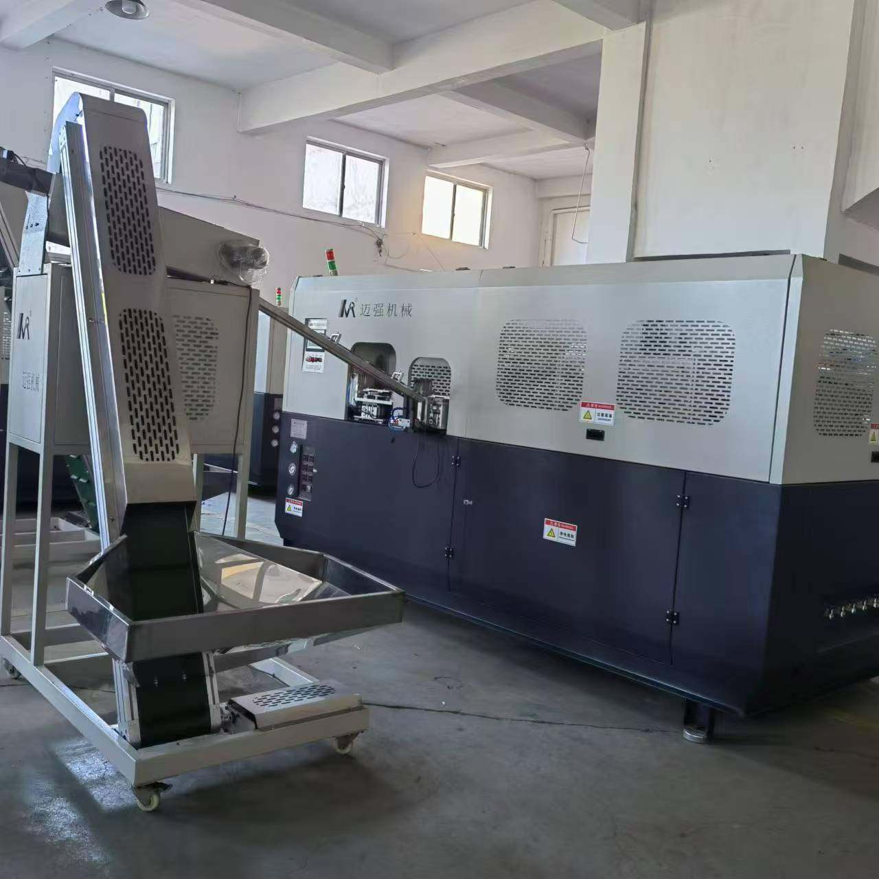 全自动5升油瓶吹瓶机PET瓶高速自动脱瓶机吹瓶机生产厂家,五金/工具,吹塑机,淘宝优惠券,粉丝福利购,淘宝优惠卷