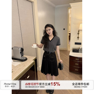 张阿星【雾灰时分】V领撞色显瘦T+明线百褶工装时髦感高腰半裙