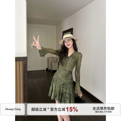 张阿星【港味波点】法式风情网纱弹力波点V领斜裁收腰气质连衣裙