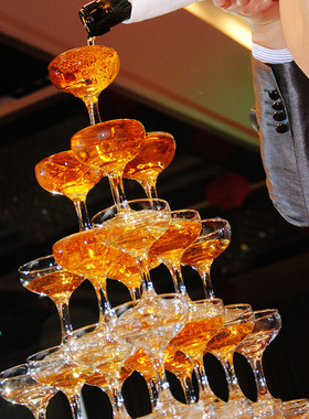 香槟塔玻璃杯香槟杯宴会酒杯婚庆公司庆功酒杯洋酒杯红酒杯香槟杯