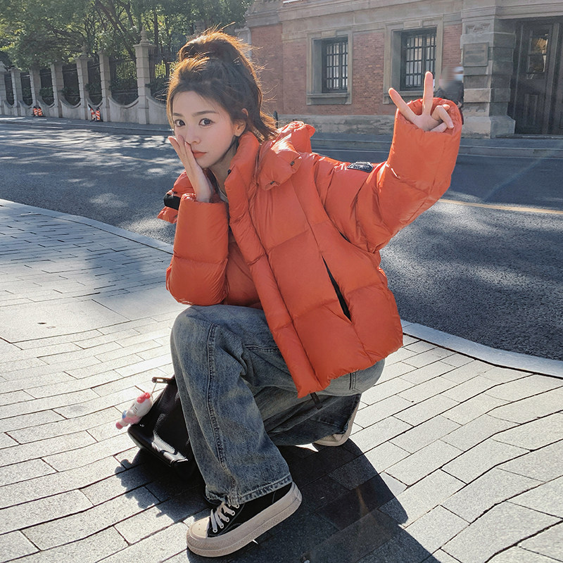 橘色短款连帽羽绒服女冬季韩版老钱风加厚保暖面包服外套潮流漂亮
