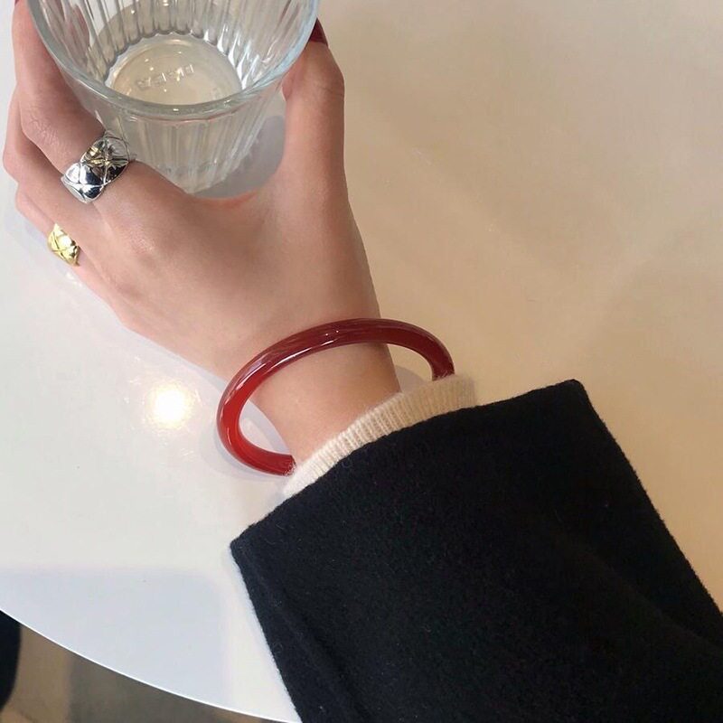 红玛瑙玉髓玉手镯礼物细圆条玉镯子红色少女母亲节古风本命年女