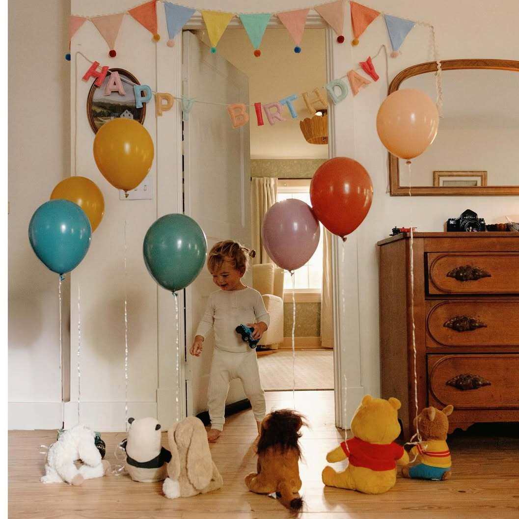 环保天然乳胶彩色气球飘空氦气小球儿童生日装扮布置套餐惊喜礼物