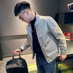 春秋款2021年新款男士工装上衣秋季痞帅休闲精神小伙夹克男装外套