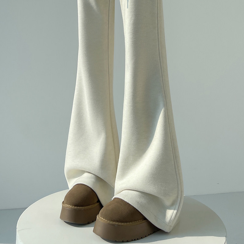 实拍2025秋冬新款米白色羊绒裤子女微喇高腰休闲阔腿喇叭拖地裤女,女装/女士精品,休闲裤,淘宝优惠券,粉丝福利购,淘宝优惠卷
