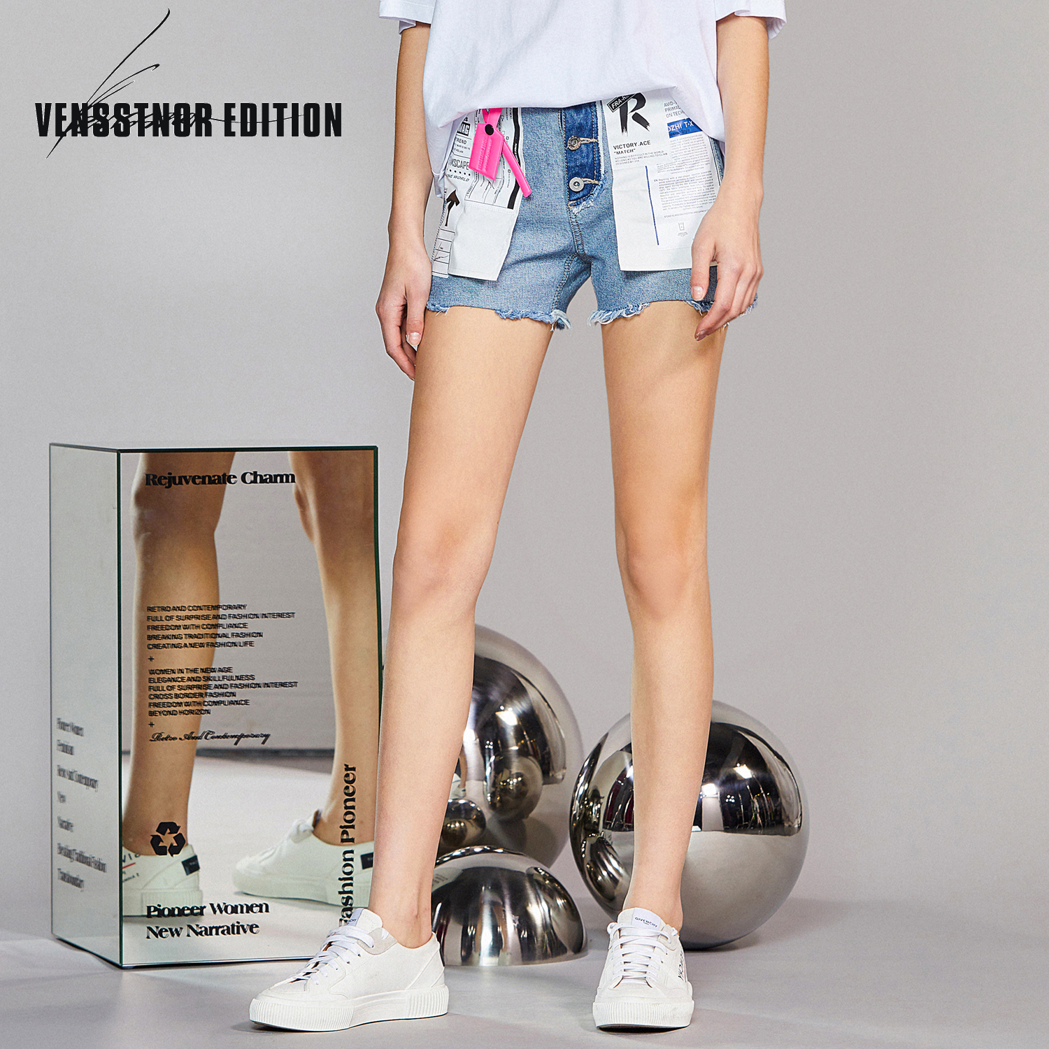 维斯新品机车拼贴提臀显瘦短裤