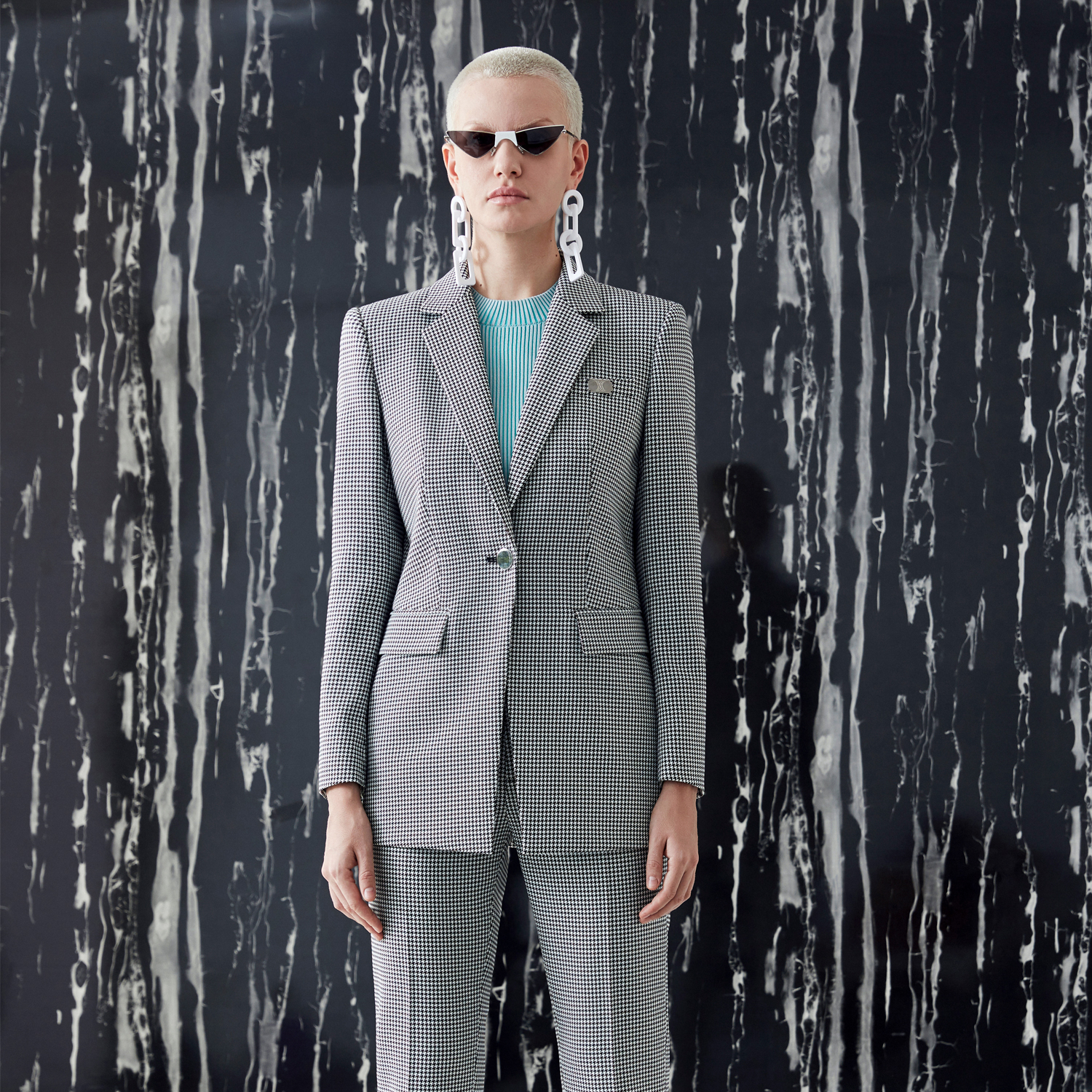 轻奢经典格纹百搭风女士西装外套