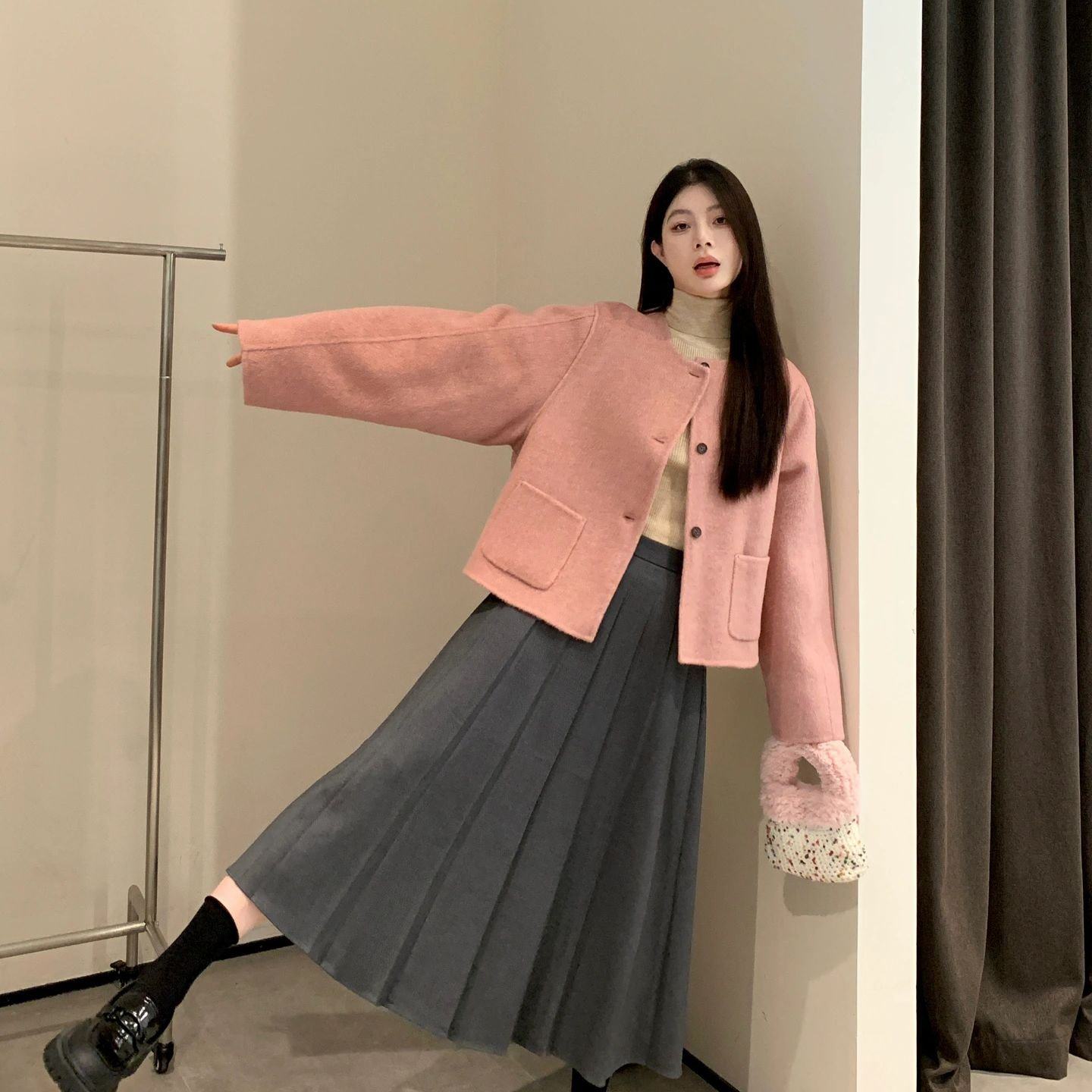 高级感粉色毛呢外套女短款秋冬装新款韩版小个子文艺复古呢子大衣,女装/女士精品,时尚套装,淘宝优惠券,粉丝福利购,淘宝优惠卷