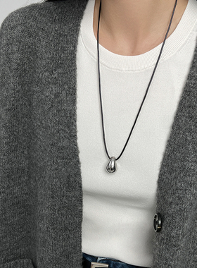 极简冷淡风金属光面水滴项链