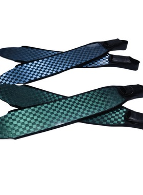 carbon flippers脚套国产加长碳纤维发光自由潜水脚蹼渔猎长蛙鞋