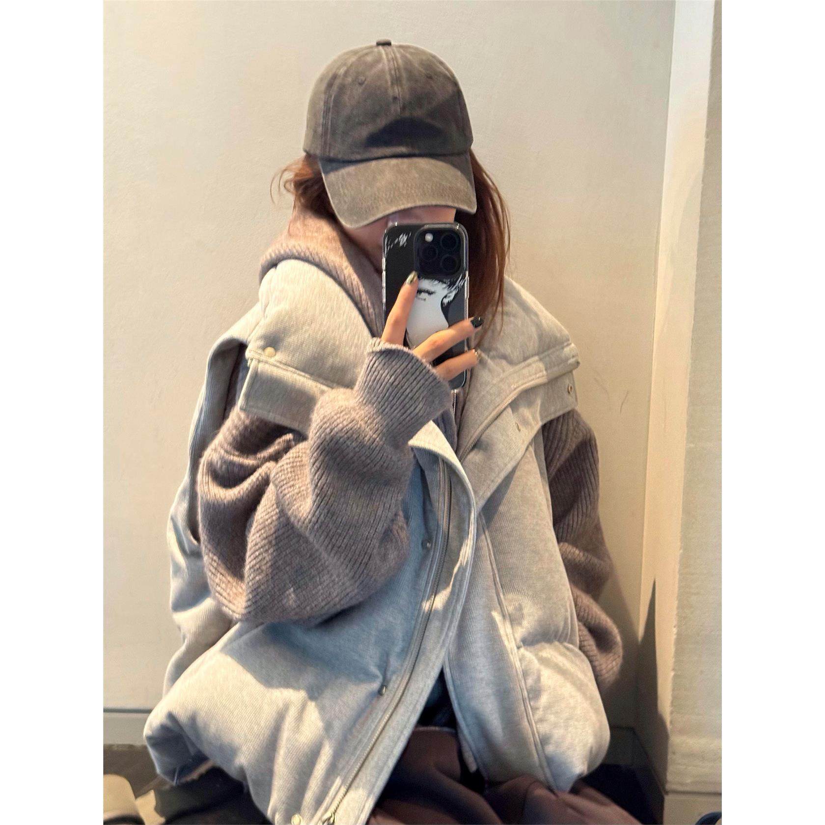 2025秋冬新款羽绒马甲女外穿针织加厚保暖背心小个子时尚马夹外套