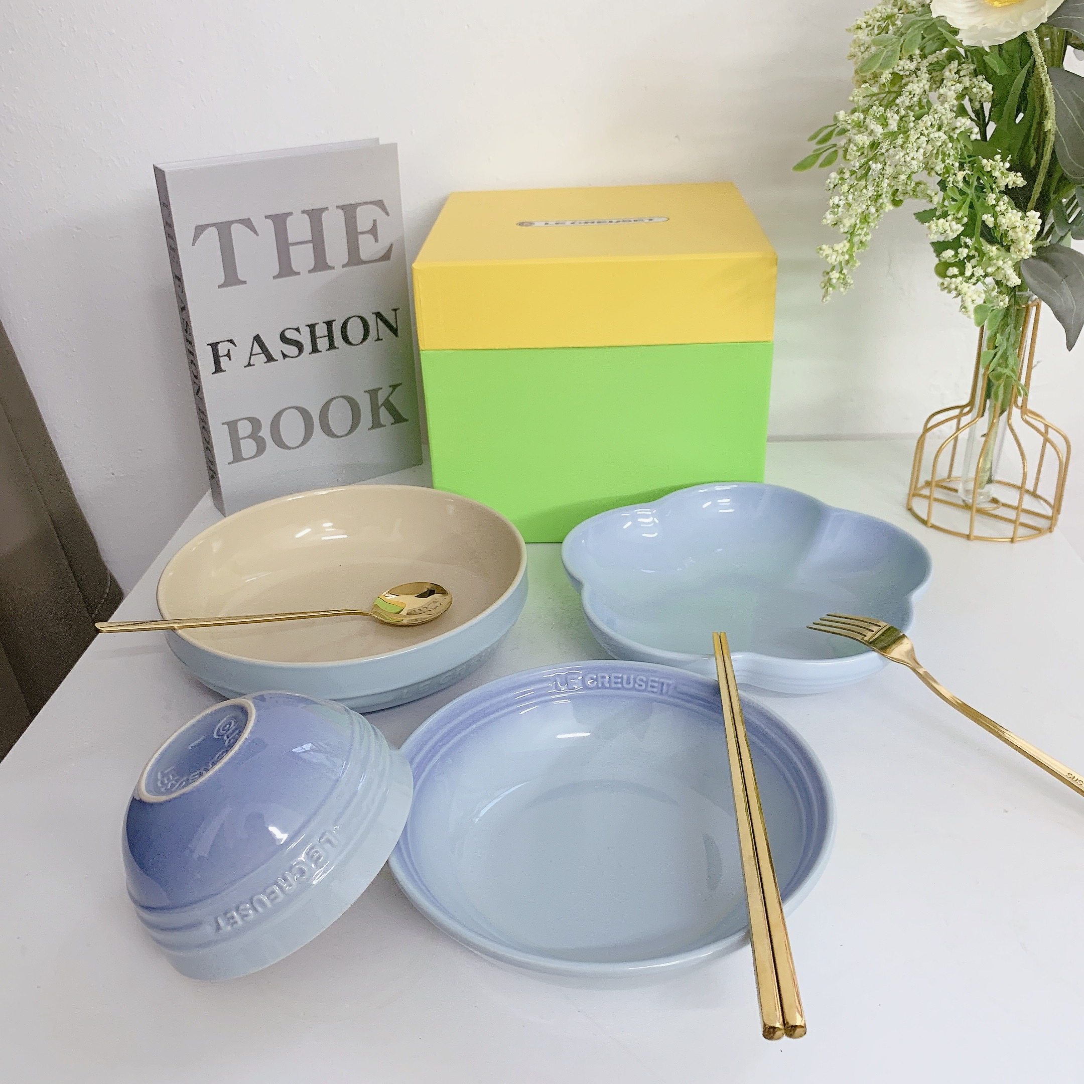 thumbnail for lecreuset French cool color European irregular flower-shaped plate fruit plate solid color fashion home plum plate