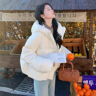 羽绒服女2025新款 超火冬装 冬女士冬季 巨好看 厚外套 女款 白色短款