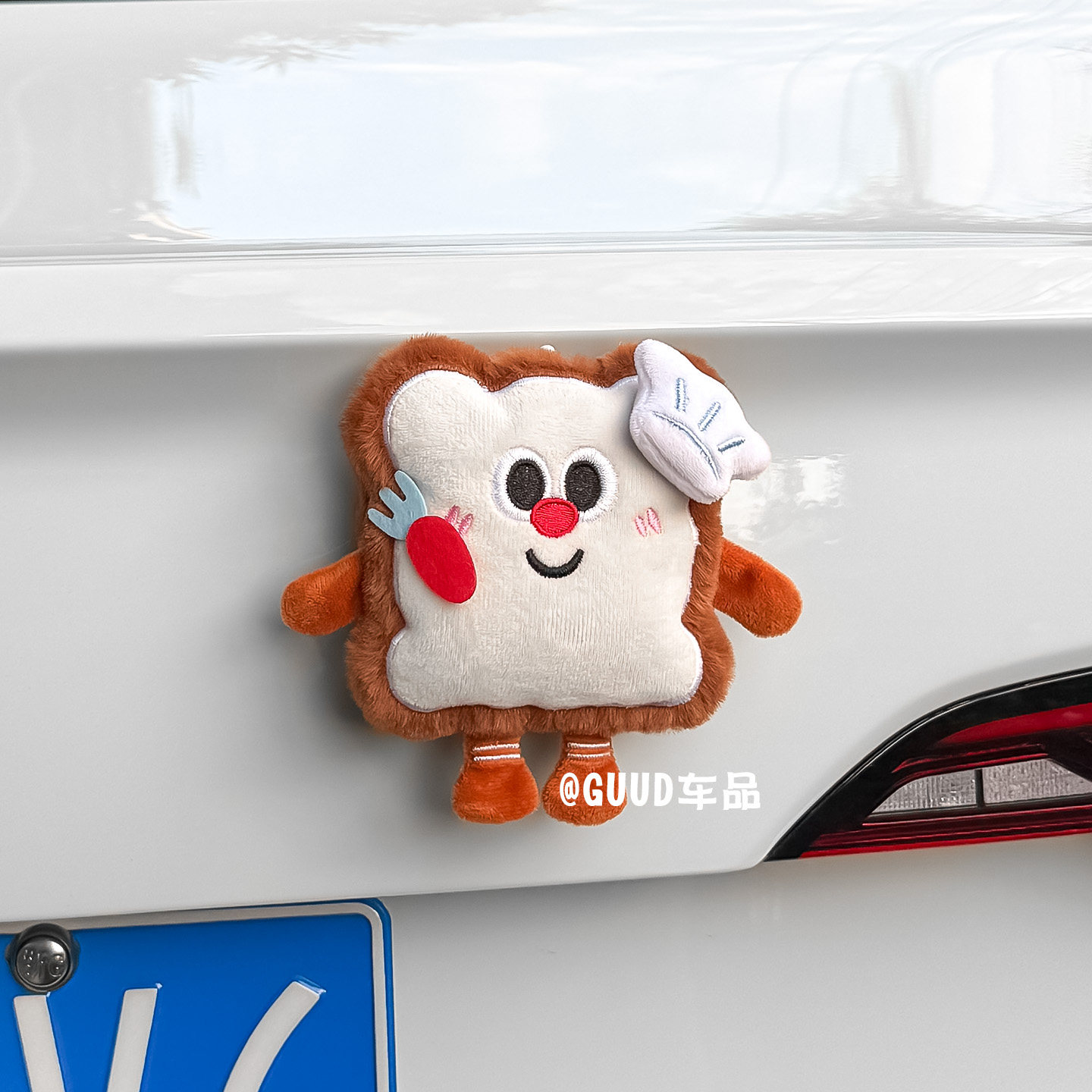 汽车尾部装饰可爱玩偶无痕粘贴