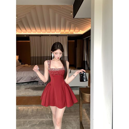 气质小香风吊带重工钉钻连衣裙女感收腰显瘦a字裙短裙酒红色