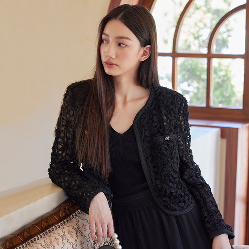 SOMSOM/索玛秋季新款立体钩花镂空小香风长袖针织开衫外套