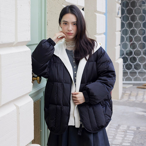 SOMSOM/索玛冬季新款宽松短款羽绒服女上衣外套拼接连帽