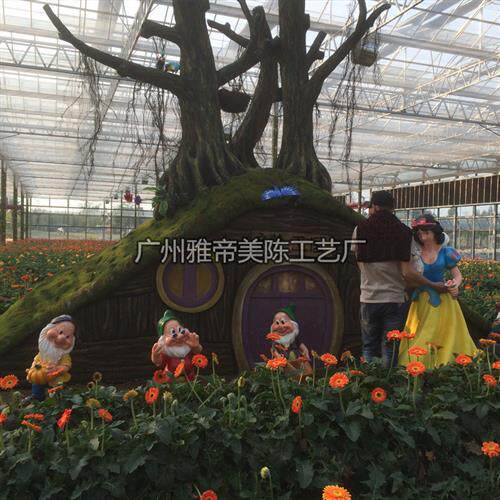 圣诞花卉园艺展大树泡沫雕塑树干玻璃钢模型服装新品发布会场景