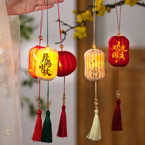 中秋装饰小红灯笼新款2026花灯户外防水挂饰绿植树上盆景挂件发光