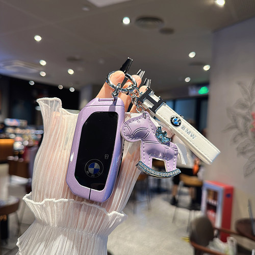 使用宝马钥匙套24款5系X5/X1/iX1/7系/X6/i5/X7/i7新款车包扣壳