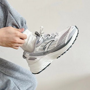 安踏AT957丨复古跑步鞋男冬季新款革网拼接潮流老爹鞋休闲运动鞋