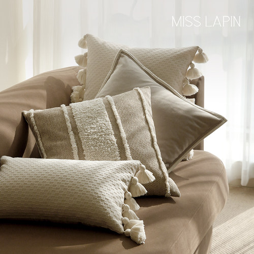 澜品自然野奢风侘寂民宿流苏抱枕