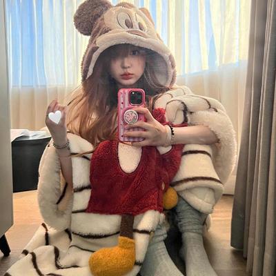 睡衣秋女款2025新款冬季珊瑚绒加厚米奇斗篷睡袍毛绒绒家居服套装