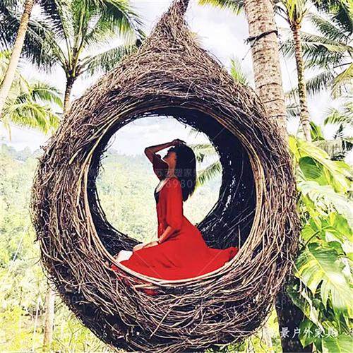 仿真绿雕景区大型景观网红打卡鸟巢秋千雕塑公园动物卡通造型工艺