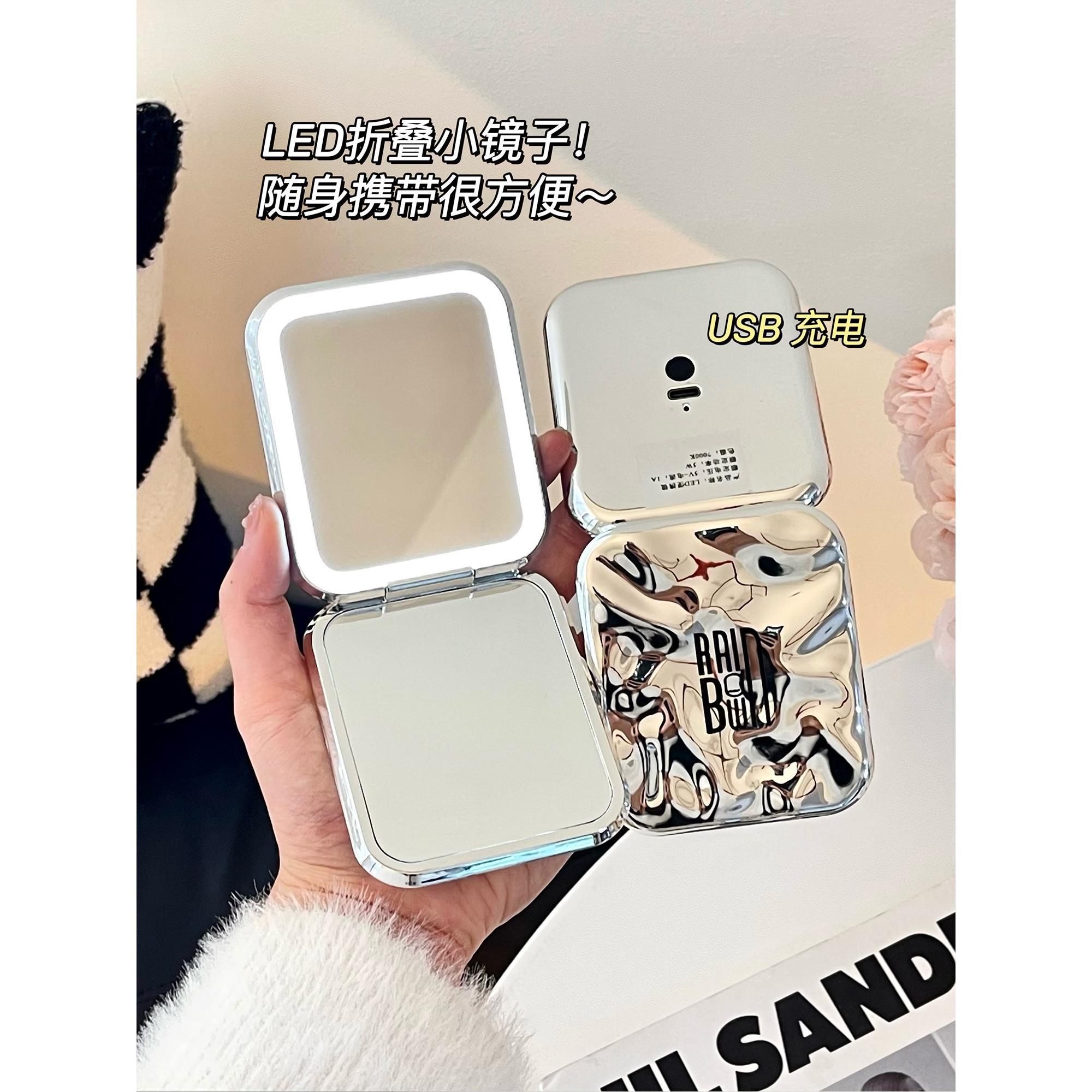 日本化妆镜带灯led随身镜外出便携式小镜子梳妆台迷你折叠镜