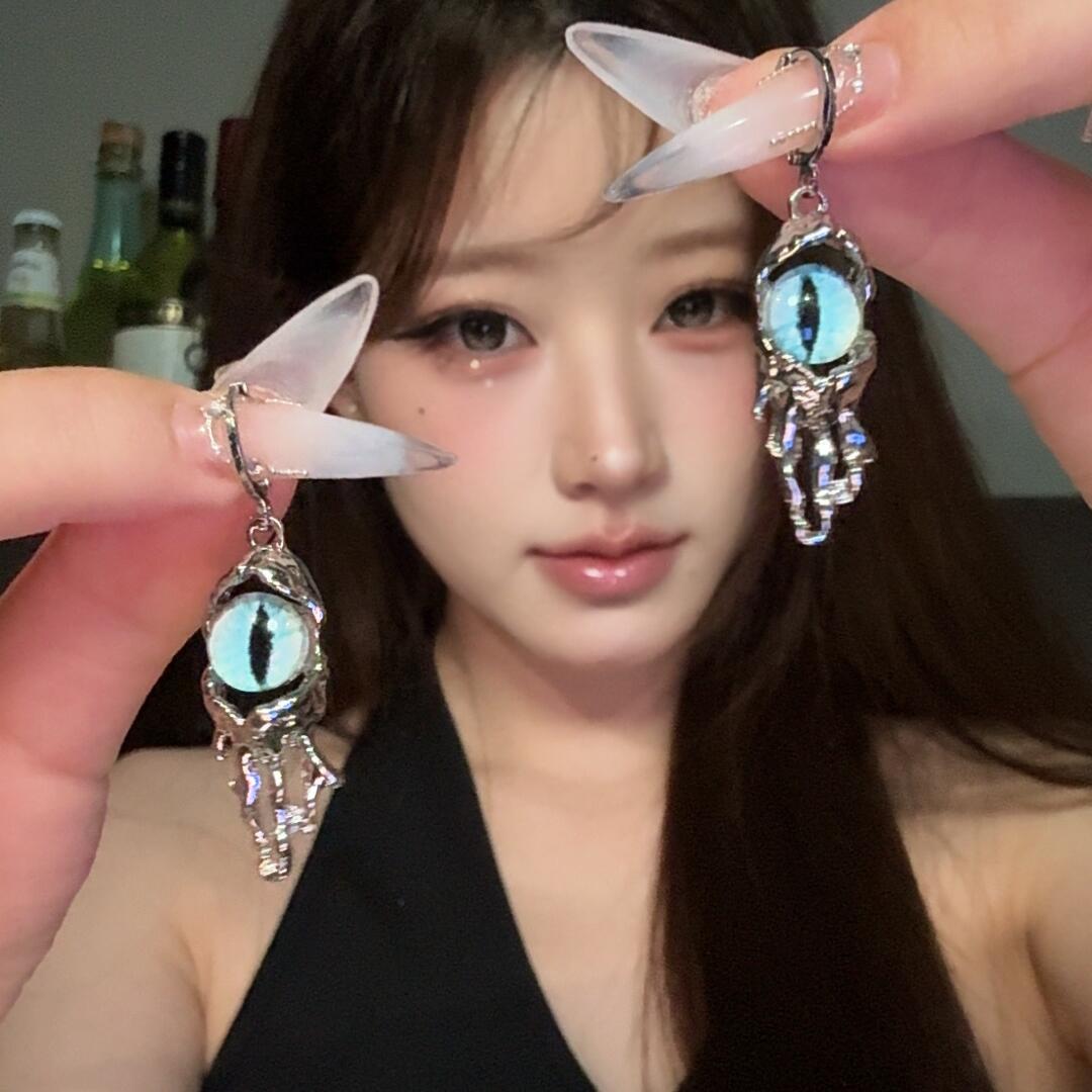 暗黑亚比风熔岩蓝瞳恶魔眼欧美耳钉长款个性夸张高级耳环女时尚